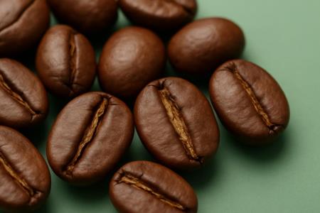 Drei Tassen Kaffee am Tag und die Leber: Große Studie deutet an, dass gar nicht das Koffein den Unterschied macht